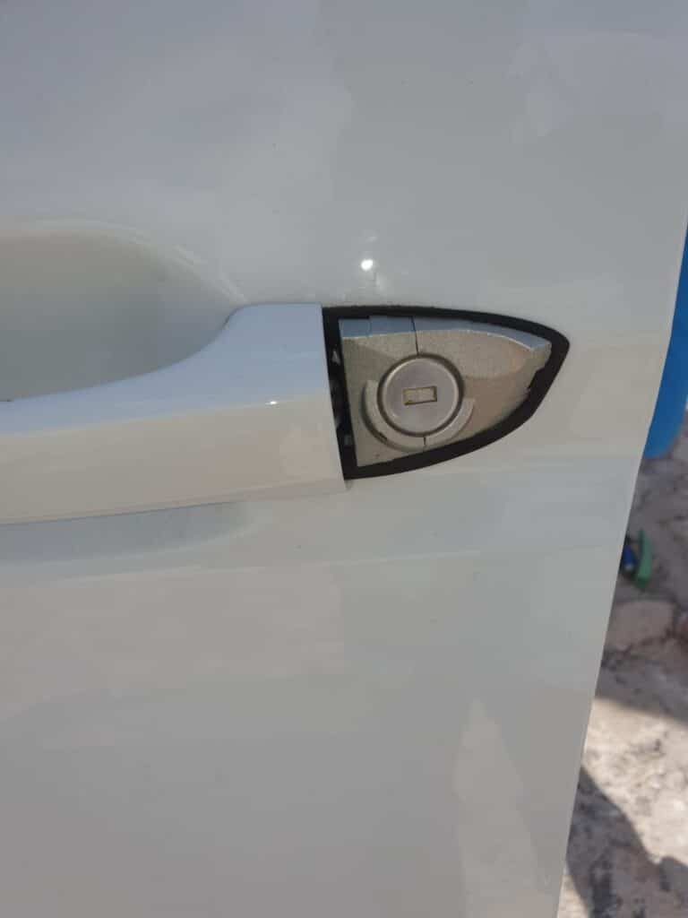 Apertura de vehiculos Navalsauz